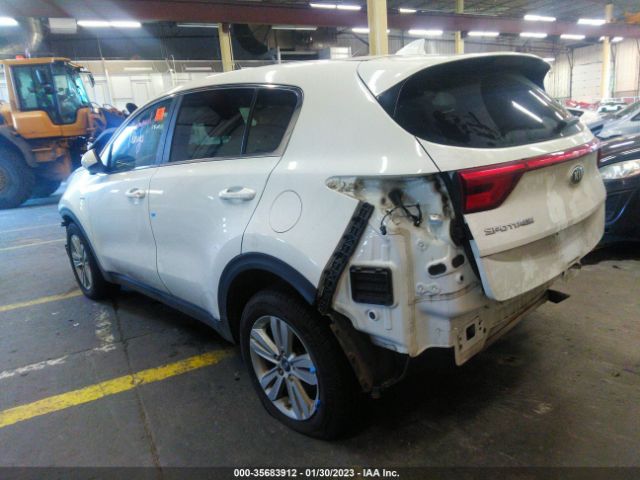 KNDPMCAC8J7466541 KIA Sportage Lx