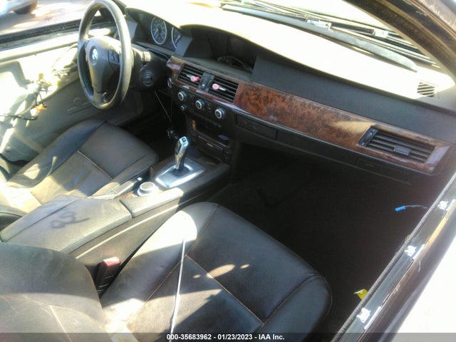 BMW 5 Series 528i 2008 WBANU53558CT18590 Image 7