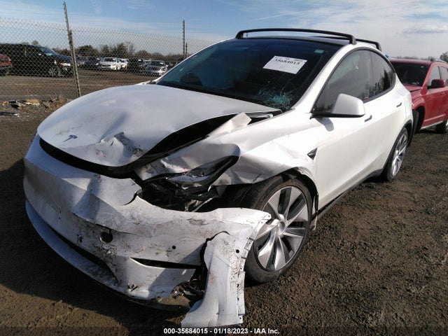 Tesla Model Y Long Range 2021 5YJYGDEE3MF065426 Image 2
