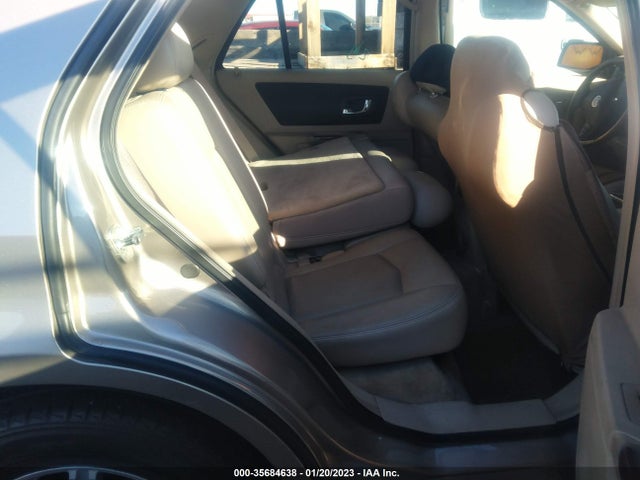 Cadillac SRX 2004 1GYEE637840173901 Image 10
