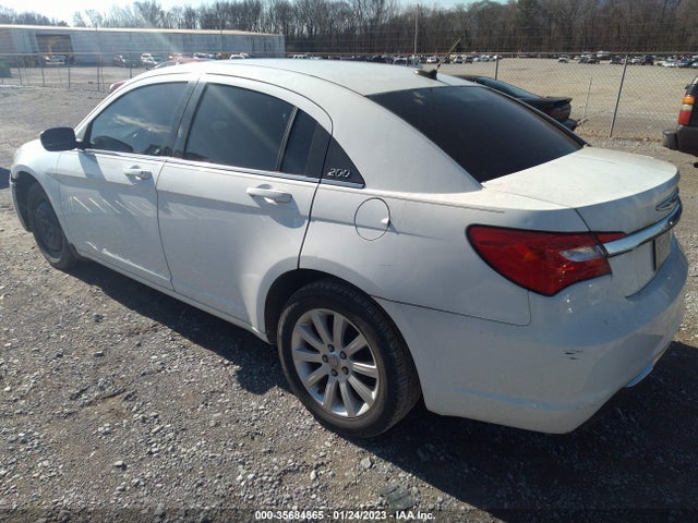 Chrysler 200 2013 1C3CCBBB3DN601589 Image 3
