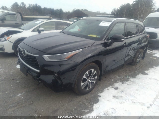 Toyota Highlander Xle 2021 5TDGZRBH8MS547841 Image 2