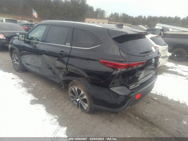 Toyota Highlander Xle 2021 5TDGZRBH8MS547841 Image 3