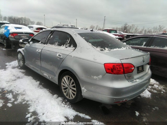 3VWLL7AJXEM443388 Volkswagen Jetta Sedan Tdi W/premium/nav