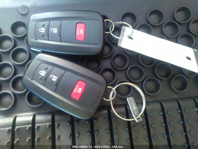 Toyota 4RUNNER 2022 JTENU5JR4N6066149 Image 11