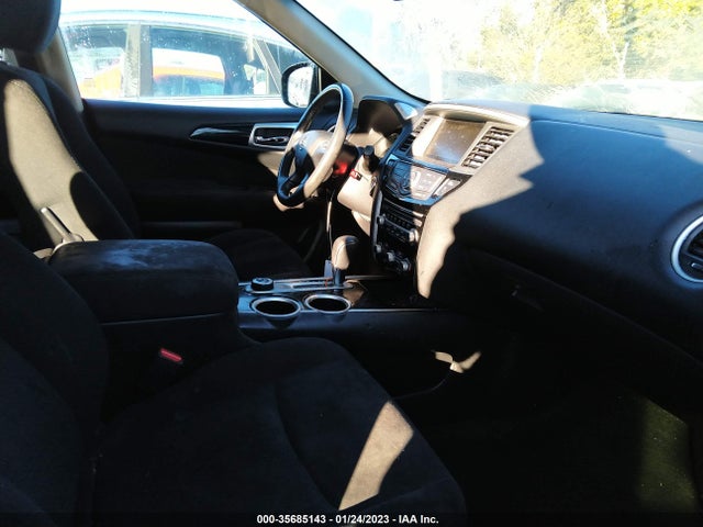 2016 Nissan Pathfinder, VIN: 5N1AR2MM9GC640294