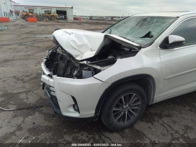 2018 Toyota Highlander, VIN: 5TDKZRFH5JS547991