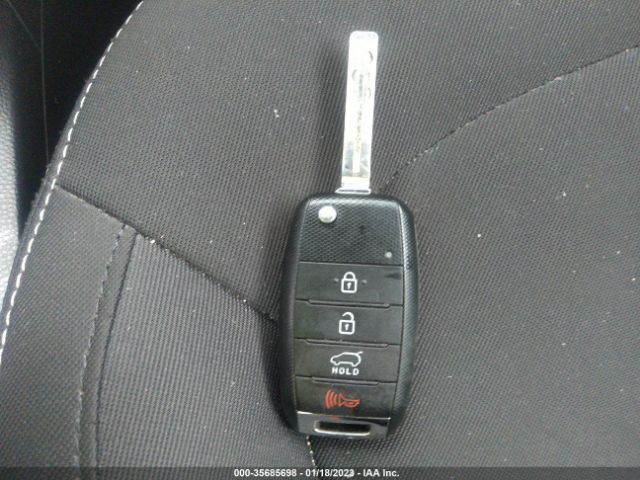 KNDJN2A20J7892812 KIA Soul Base