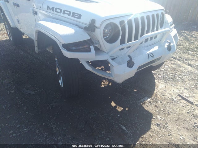 1C4HJXEG4JW313744 Jeep Wrangler Unlimited Moab
