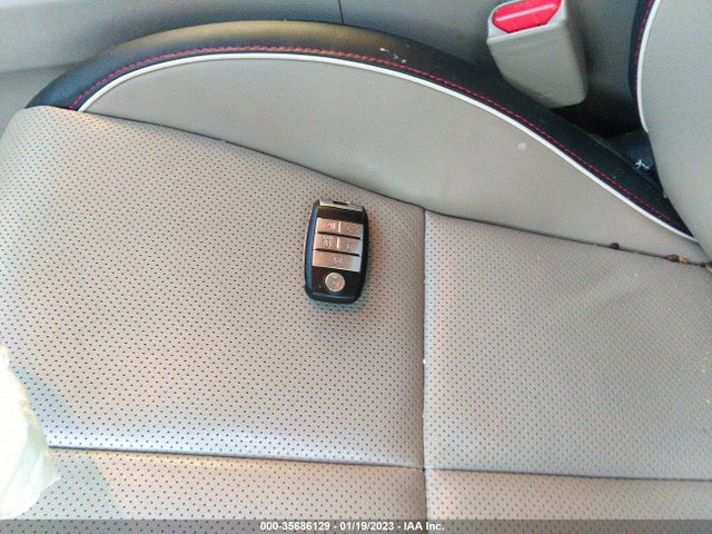 2021 Kia Sedona, VIN: KNDMB5C13M6662185