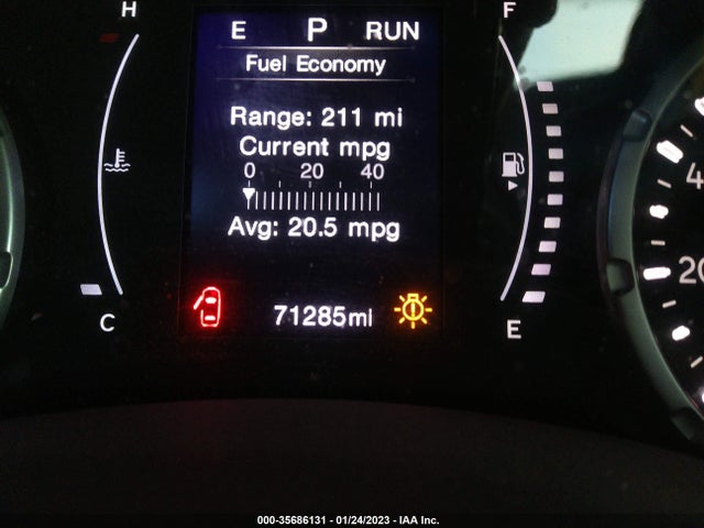 ZACCJBBB8HPG22792 Jeep Renegade Altitude
