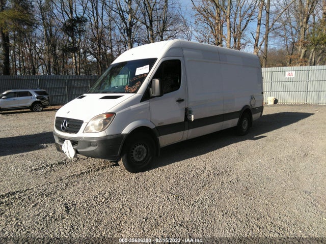 2012 MERCEDES-BENZ SPRINTER CARGO VANS VIN: WD3PE8CB0C5715857