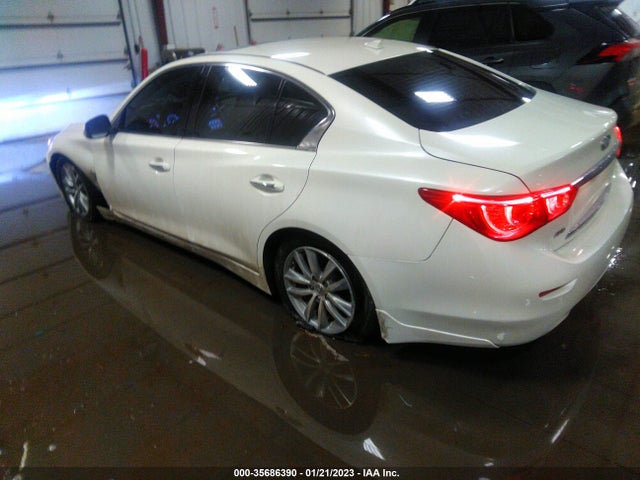 2015 Infiniti Q50, VIN: JN1BV7AR3FM423496