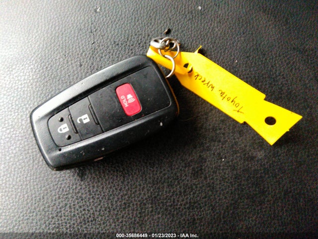 2020 TOYOTA RAV4 XLE VIN: 2T3P1RFV5LC119991