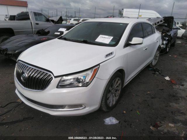 1G4GB5G32GF205537 Buick Lacrosse Leather