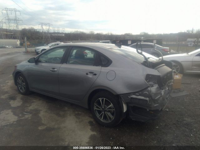 3KPF24AD1NE430955 KIA Forte Lxs
