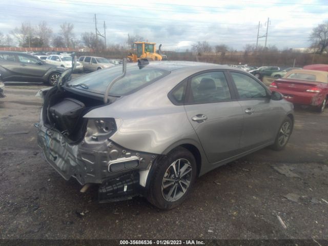 3KPF24AD1NE430955 KIA Forte Lxs