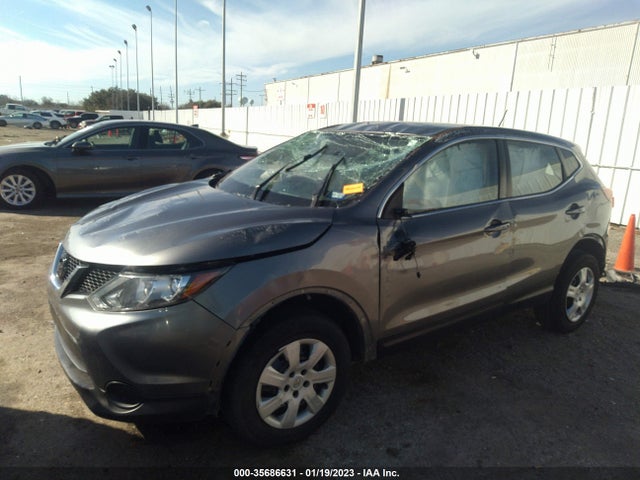 Nissan Rogue Sport S 2017 JN1BJ1CP9HW006007 Image 2