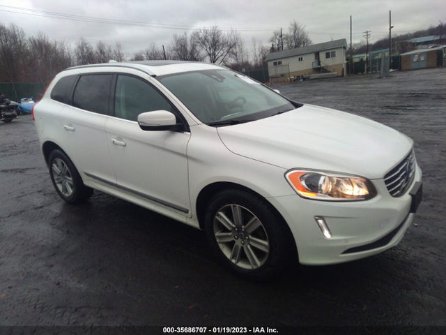 2016 Volvo XC60, VIN: YV4902RKXG2845618