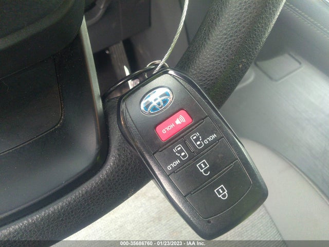 2022 Toyota Sienna, VIN: 5TDKRKEC1NS117166