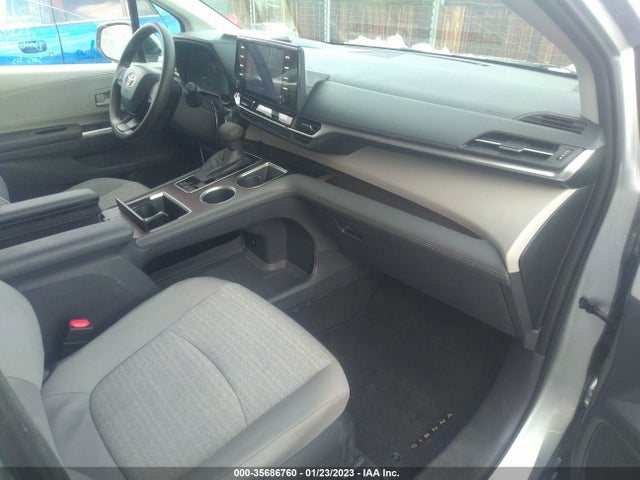 2022 Toyota Sienna, VIN: 5TDKRKEC1NS117166