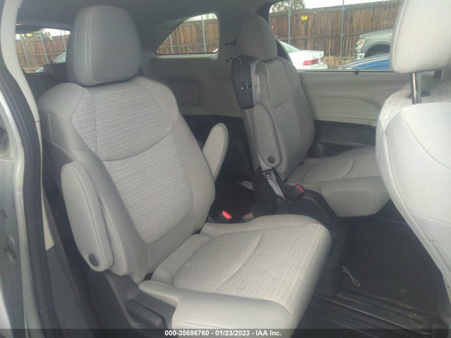 2022 Toyota Sienna, VIN: 5TDKRKEC1NS117166