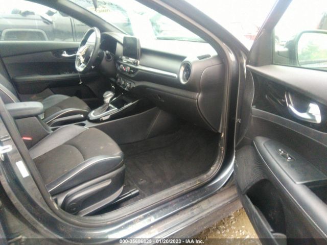 3KPF34AD8ME299518 KIA Forte Gt-line