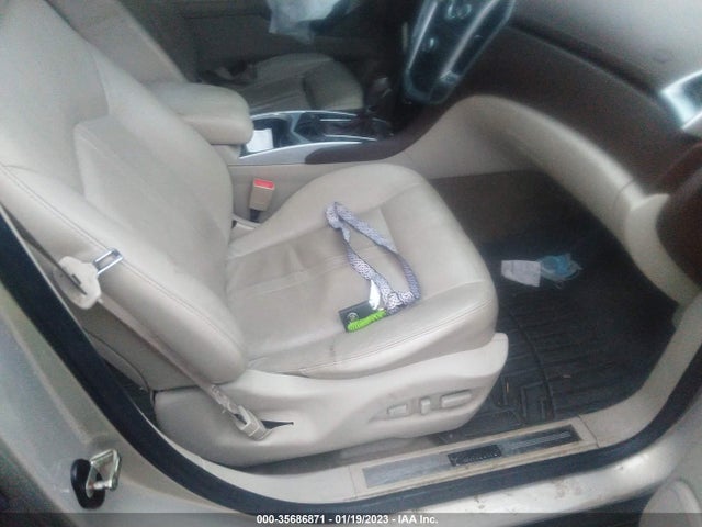2010 CADILLAC SRX LUXURY COLLECTION VIN: 3GYFNDEY7AS590171