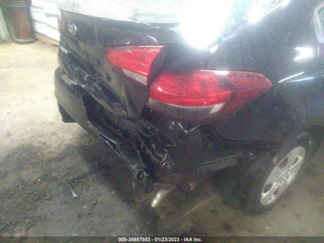 3KPFK4A78HE110465 KIA FORTE LX