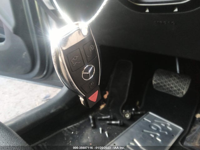 2018 MERCEDES-BENZ GLC GLC 300 VIN: WDC0J4KB2JF408981