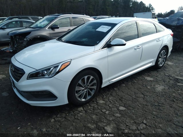 2015 HYUNDAI SONATA 2.4L SPORT VIN: 5NPE34AF9FH095743