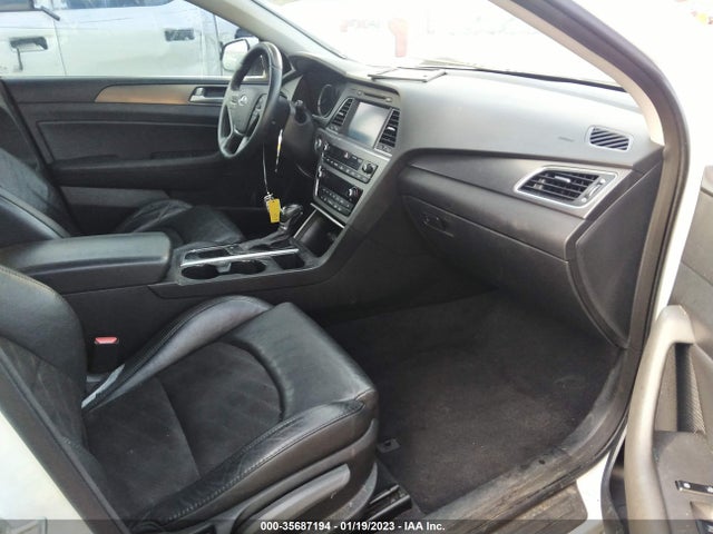 2015 HYUNDAI SONATA 2.4L SPORT VIN: 5NPE34AF9FH095743