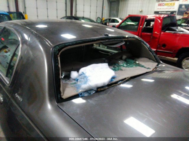 1LNHM82W43Y642116 Lincoln Town Car