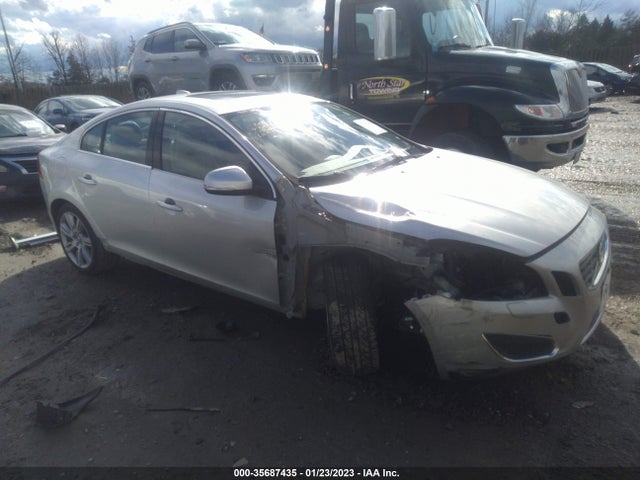 Volvo S60 2012 YV1622FS5C2110022 main image