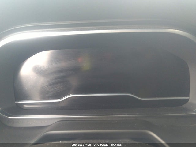 2022 Chevrolet Suburban, VIN: 1GNSKFKD3NR137370