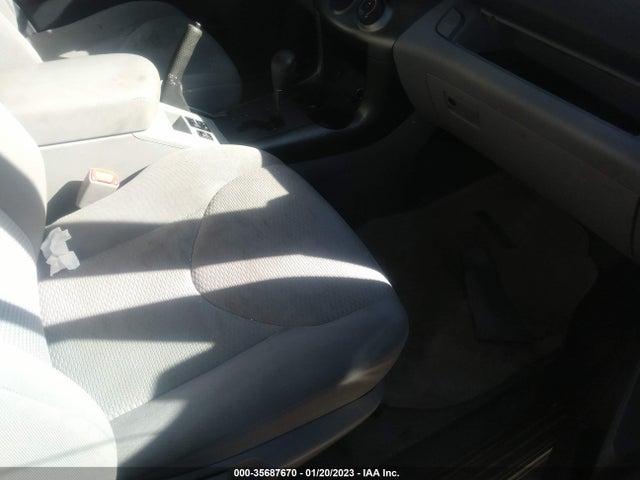 2011 TOYOTA RAV4 VIN: 2T3BF4DV4BW148655