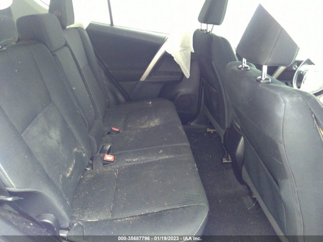 2015 Toyota RAV4, VIN: 2T3RFREV5FW406102