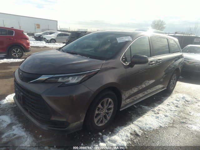 Toyota Sienna 2021 5TDKRKEC7MS014770 Image 2
