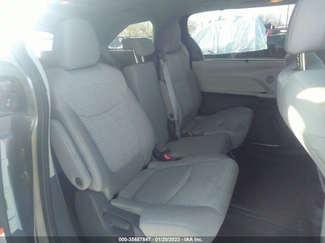 Toyota Sienna 2021 5TDKRKEC7MS014770 Image 8