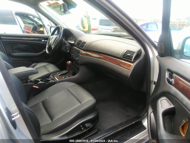2003 BMW 3 SERIES 325I VIN: WBAET374X3NJ39239