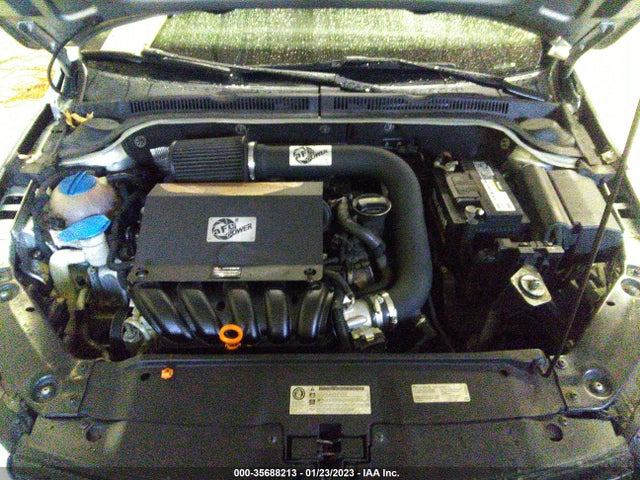 2013 VOLKSWAGEN JETTA SEDAN SE VIN: 3VWDP7AJ2DM281408