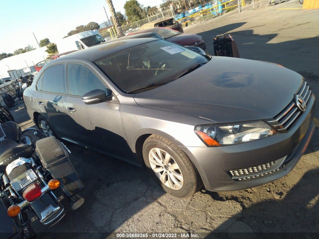 2015 1VWAT7A35FC012257 main image