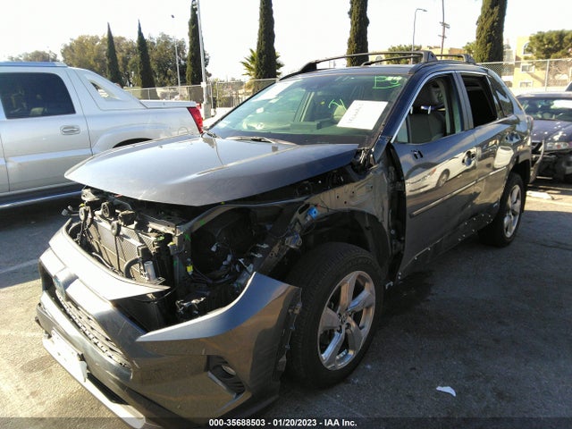 2021 Toyota RAV4, VIN: JTMB6RFV3MD040215