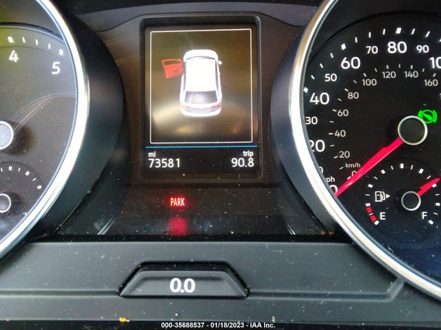 3VV1B7AXXJM090762 Volkswagen TIGUAN S