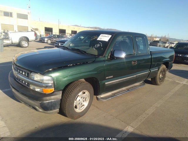 2002 CHEVROLET SILVERADO 1500 LS VIN: 2GCEC19TX21185391