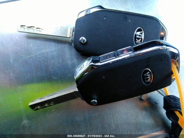 KNDEPCAAXM7071620 KIA Seltos Lx