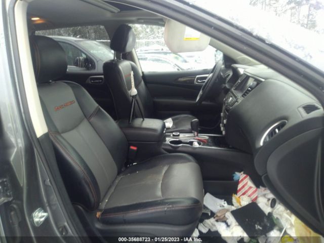 5N1DR2MM9KC637627 Nissan Pathfinder Sl