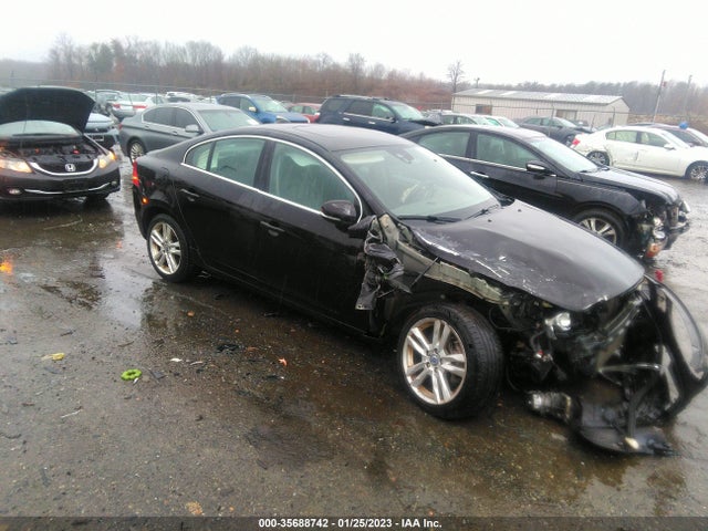 Volvo S60 2012 YV1622FS0C2044270 zdjęcie główne