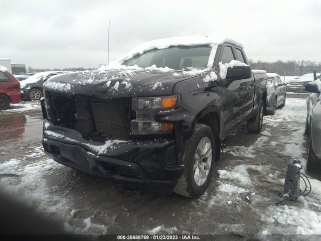 Chevrolet Silverado 1500 Custom 2021 1GCRYBEH4MZ110397 Image 2