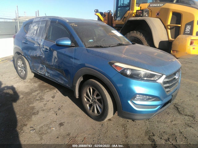 2017 KM8J33A4XHU395805 main image